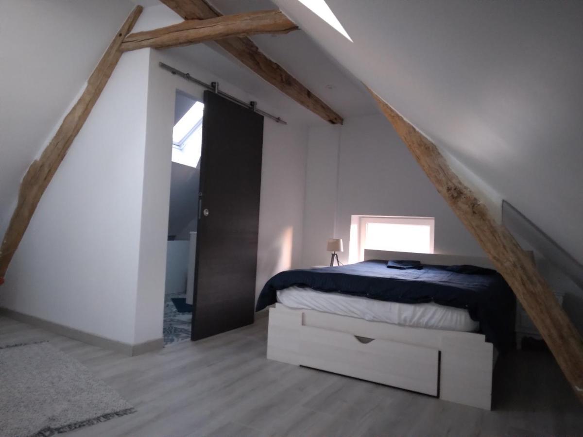 Sandrine La Ferté-Saint-Aubin Exterior foto